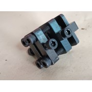 Пристрій для насадки та зняття болестерів 